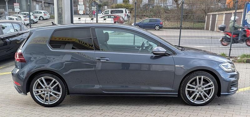 Gebraucht VW Golf GTD 184 PS (135 kW) 2017 Blau Coupé