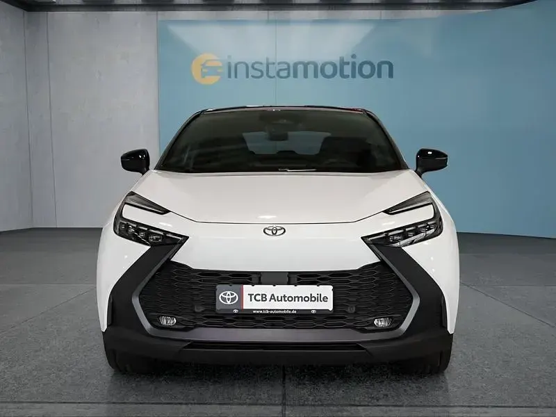 Neu Toyota C-HR 140 PS (102 kW) 2025 Weiß SUV