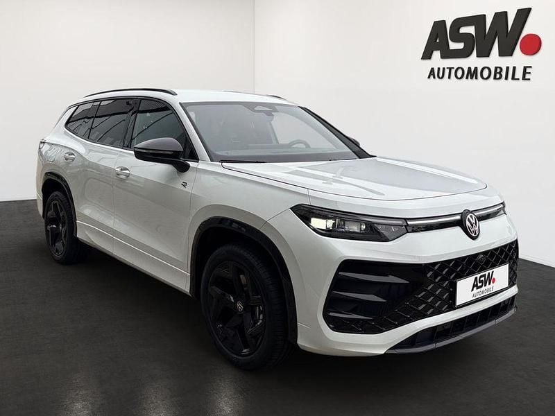 Neu VW Tayron R-line 204 PS (150 kW) 2025 Pure white SUV
