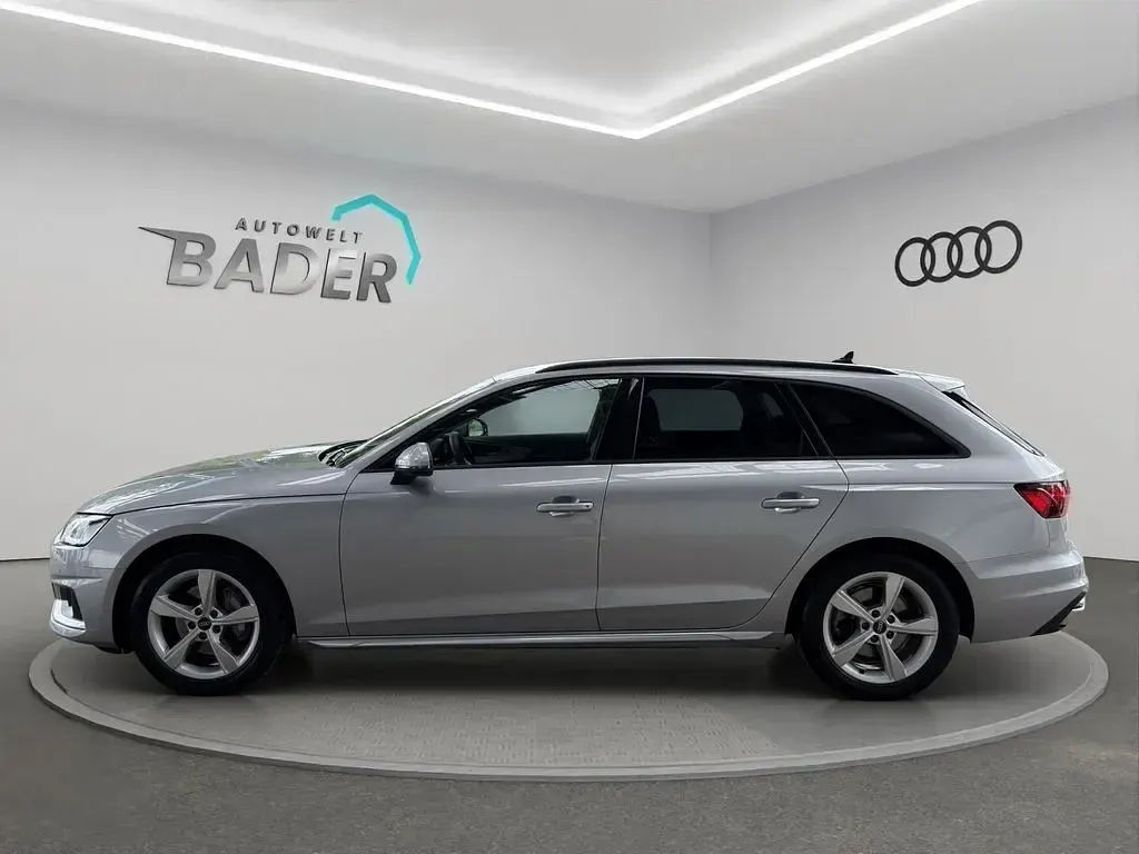 Gebraucht Audi A4 Advanced 204 PS (150 kW) 2023 Florettsilber metallic Kombi
