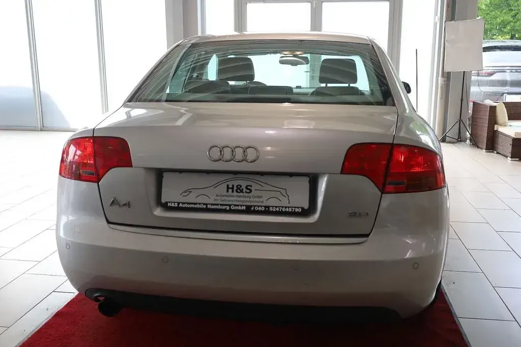 Gebraucht Audi A4 Sport 131 PS (96 kW) 2006 Lichtsilber Limousine