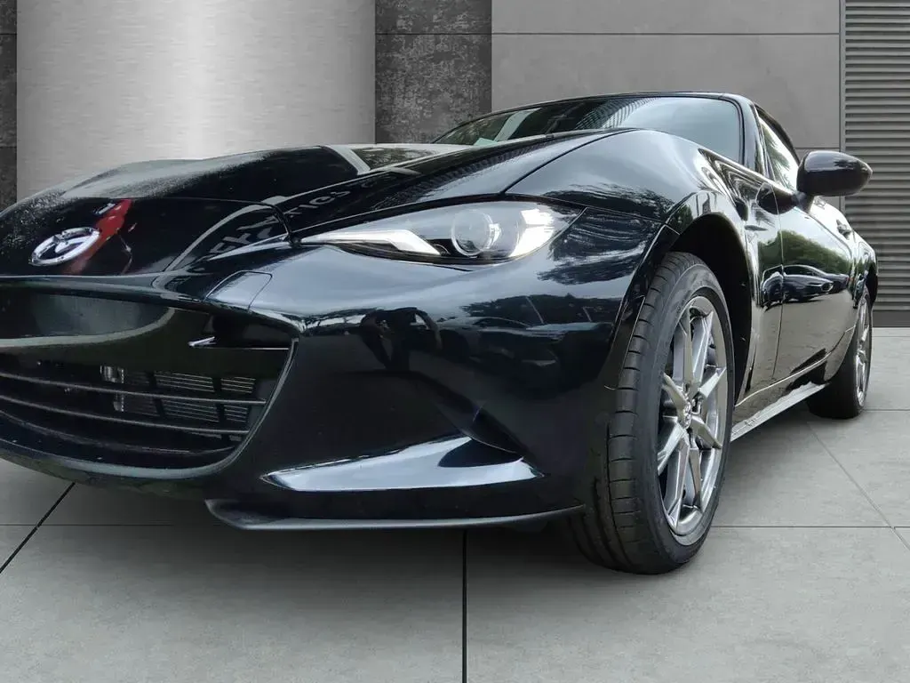 Neu Mazda MX5 Kazari 132 PS (97 kW) 2026 Schwarz Cabrio