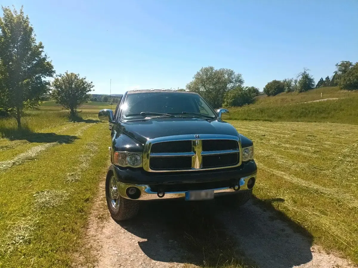 Gebraucht Dodge Ram 327 PS (240 kW) 2003 Schwarz Pickup