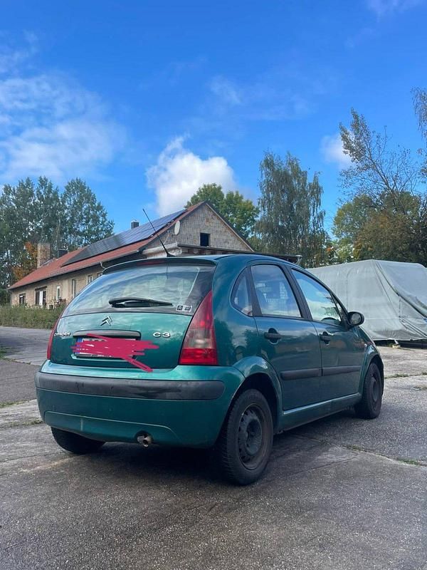 Gebraucht 2004 Citroën C3 Kleinwagen | 990 € - Bild 1/4