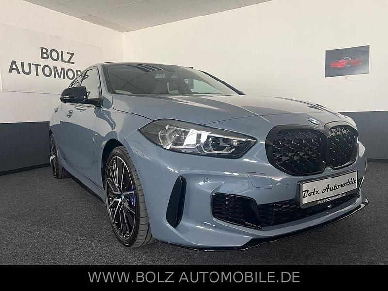 Storm bay metallic Gebraucht 2022 BMW M135 M Performance Kleinwagen | 34.700 € (Fairer Preis) - Bild 1/4