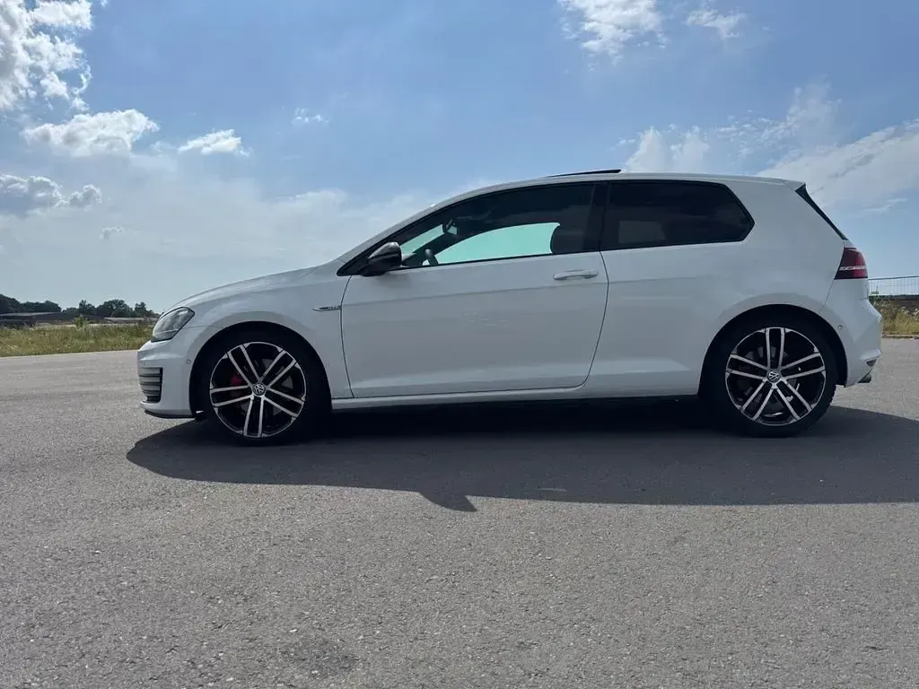 Gebraucht VW Golf VII Sound 184 PS (135 kW) 2015 Weiß Limousine
