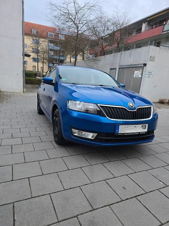 Second-hand Skoda Rapid 90 CP (66 kW) 2017 Albastru Hatchback