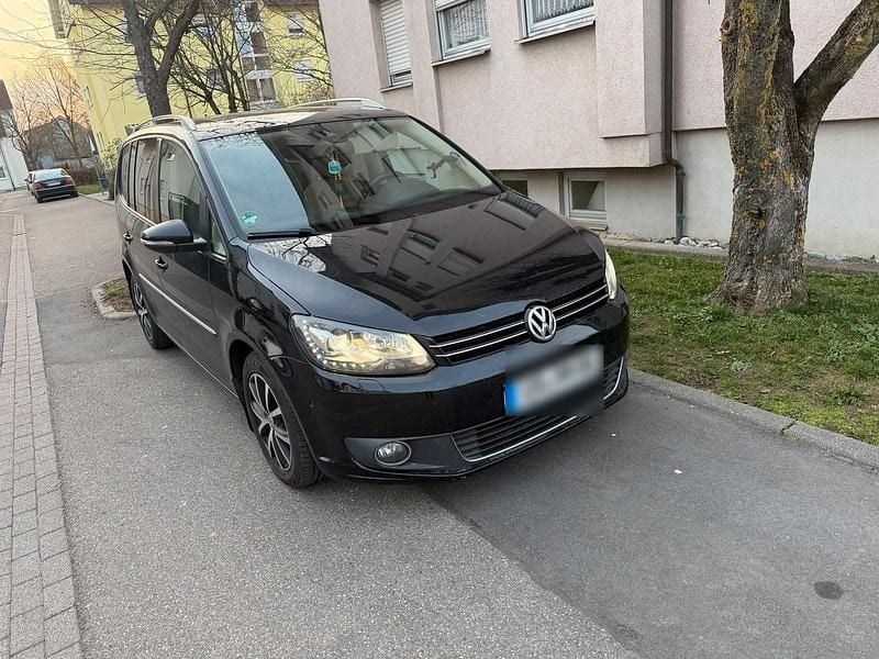 Gebraucht VW Touran 140 PS (102 kW) 2012 Schwarz Van / Kleinbus
