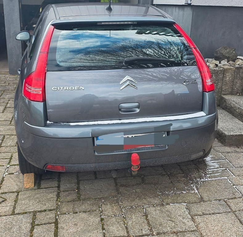 Gebraucht Citroën C4 120 PS (88 kW) 2010 Silber Limousine