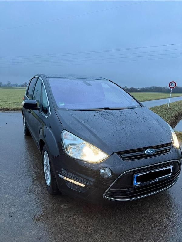 Gebraucht Ford S-MAX Titanium 203 PS (149 kW) 2011 Schwarz Van / Kleinbus