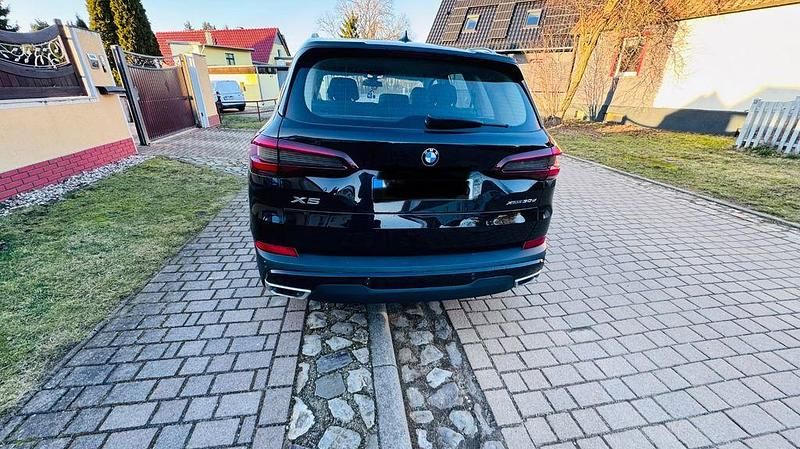 Gebraucht BMW X5 Sport Line 286 PS (210 kW) 2021 Schwarz SUV