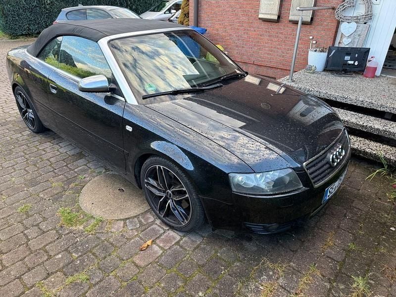 Schwarz Gebraucht 2004 Audi A4 Cabriolet Cabrio | 5.000 € (Fairer Preis) - Bild 1/4