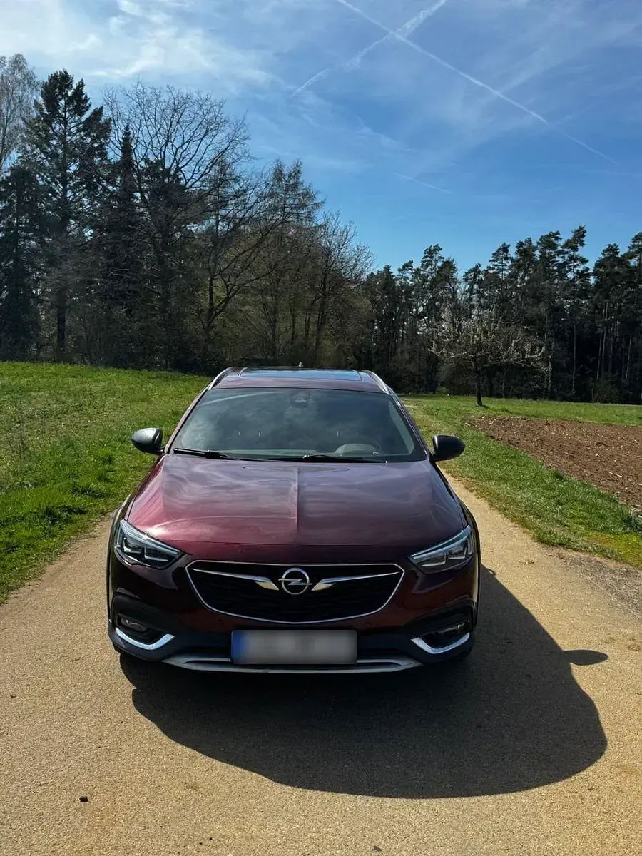 Gebraucht Opel Insignia 209 PS (153 kW) 2018 Rot Kombi
