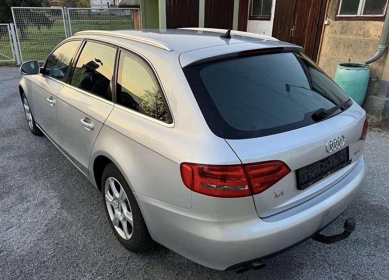 Gebraucht Audi A4 Attraction 160 PS (117 kW) 2008 Eissilber metallic Kombi