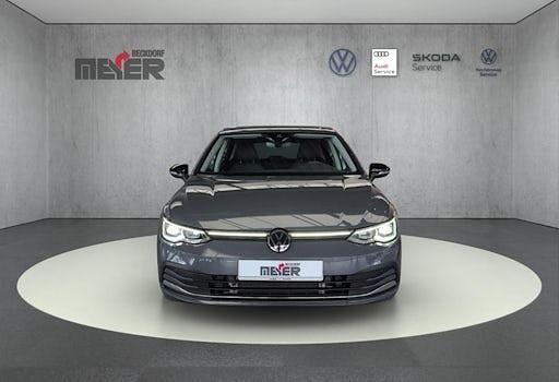 Gebraucht VW Golf VIII Move 130 PS (95 kW) 2023 Grau Limousine