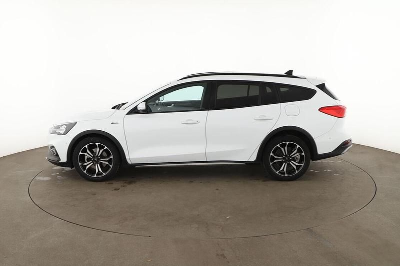 Gebraucht Ford Focus Active X 125 PS (91 kW) 2022 Weiß Kombi