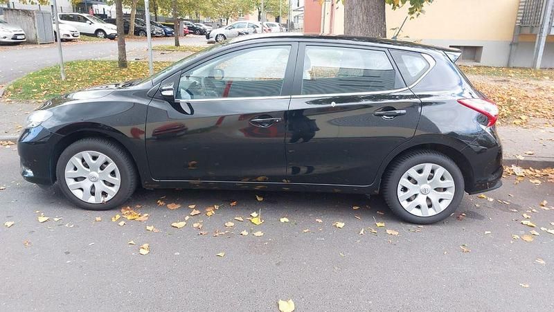 Gebraucht Nissan Pulsar Visia 116 PS (85 kW) 2015 Schwarz Limousine