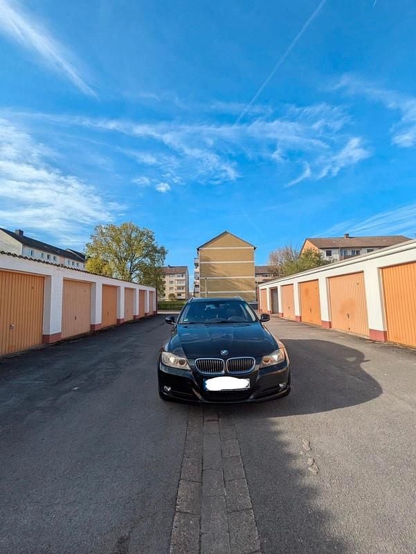 Second-hand BMW 325 218 CP (160 kW) 2011 Negru Break