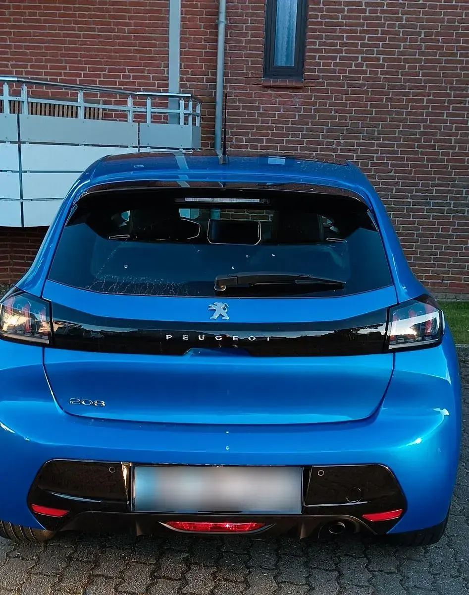 Gebraucht Peugeot 208 Allure 101 PS (74 kW) 2019 Blau Kleinwagen