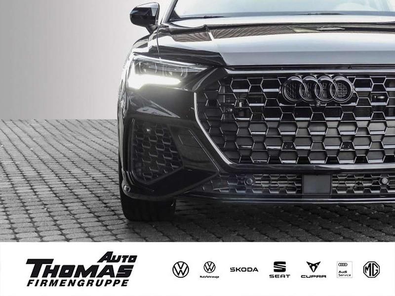 Mythosschwarz metallic Gebraucht 2023 Audi RS Q3 SUV | 64.989 € (Teuer) - Bild 1/3