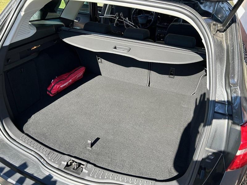 Gebraucht Ford Focus Business Edition 125 PS (91 kW) 2016 Grau Kombi