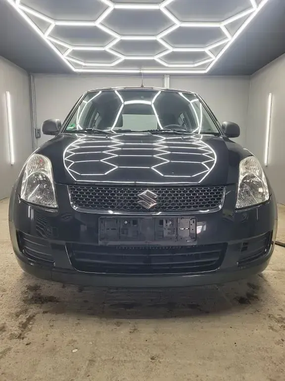 Gebraucht Suzuki Swift 92 PS (67 kW) 2009 Schwarz Kleinwagen