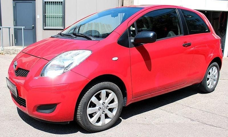 Rot Gebraucht 2009 Toyota Yaris | 1.999 € (Fairer Preis) - Bild 1/4