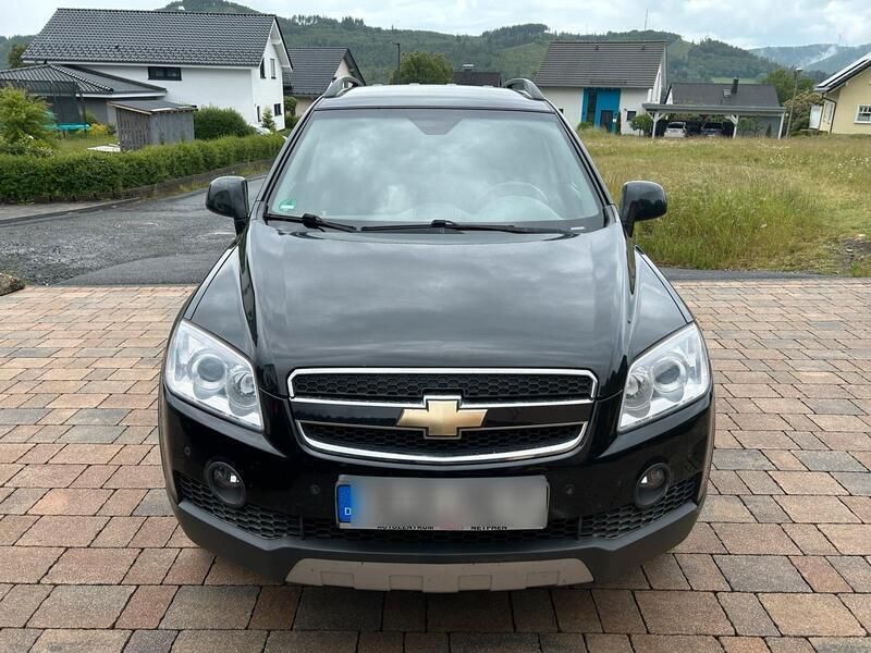 Schwarz Gebraucht 2009 Chevrolet Captiva LT SUV | 3.400 € (Superpreis) - Bild 1/4