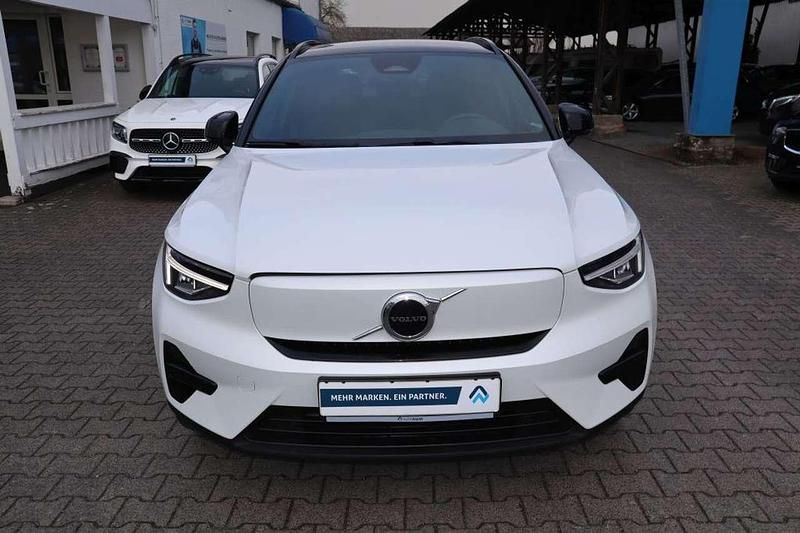 Gebraucht Volvo XC40 Core 169 kW (231 PS) 2023 Crystal white SUV