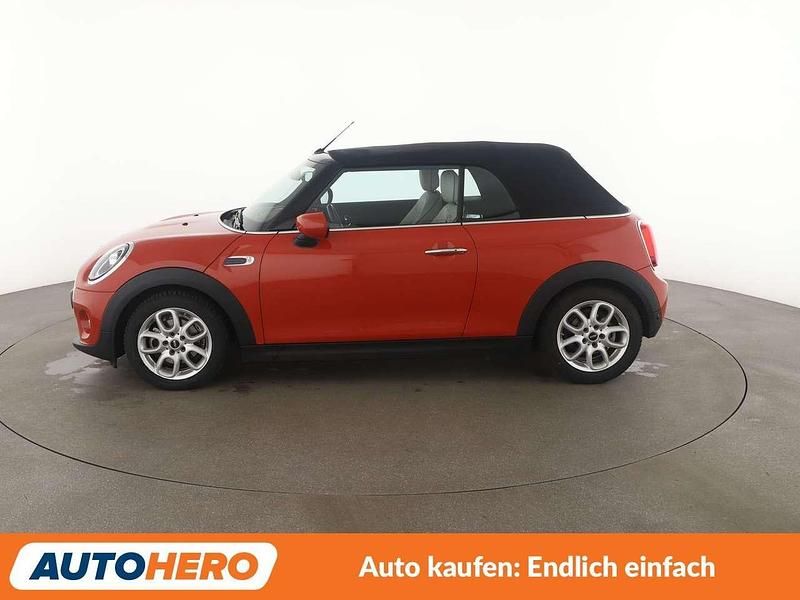Gebraucht Mini One Cabriolet 102 PS (75 kW) 2020 Solaris orange Cabrio