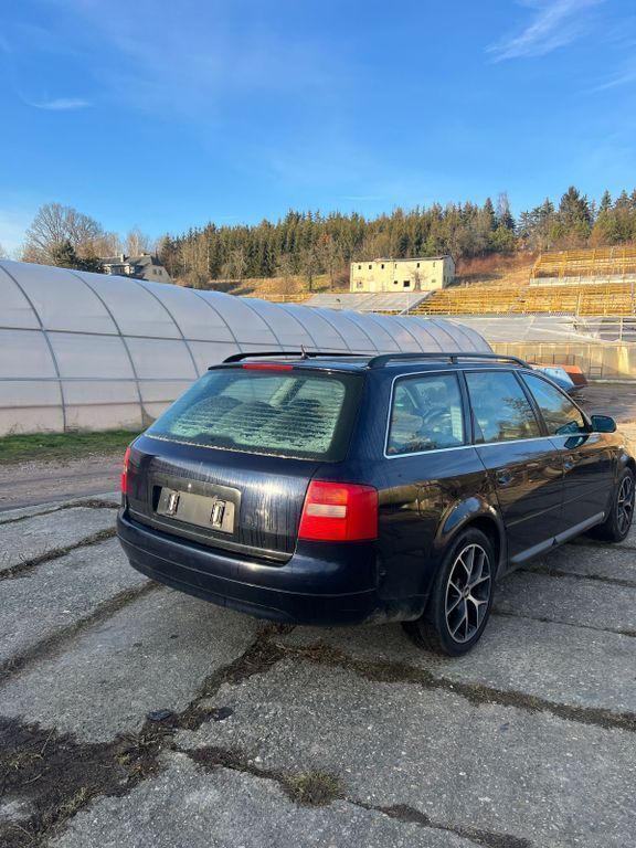 Gebraucht Audi A6 Comfort 165 PS (121 kW) 2001 Blau Kombi