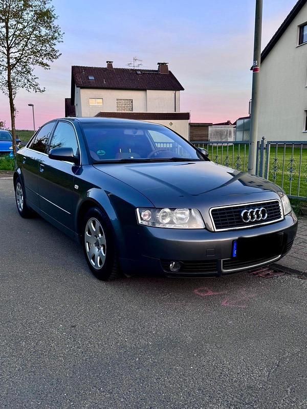 Gebraucht 2001 Audi A4 Limousine | 2.700 € (Fairer Preis) - Bild 1/4