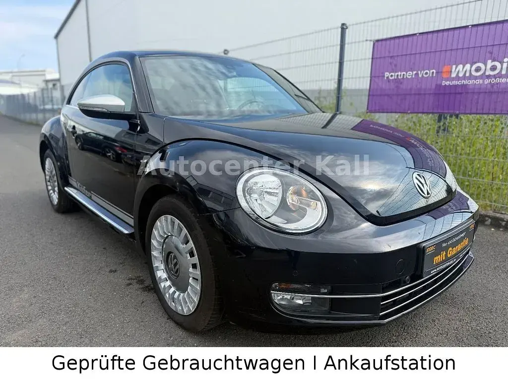 Gebraucht VW Beetle 105 PS (77 kW) 2013 Schwarz Kleinwagen