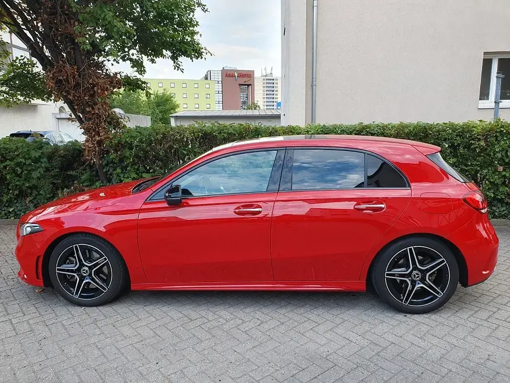Gebraucht Mercedes 250 224 PS (164 kW) 2018 Rot Limousine