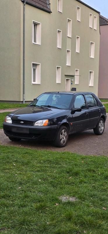 Gebraucht Ford Fiesta 75 PS (55 kW) 2001 Schwarz Kleinwagen