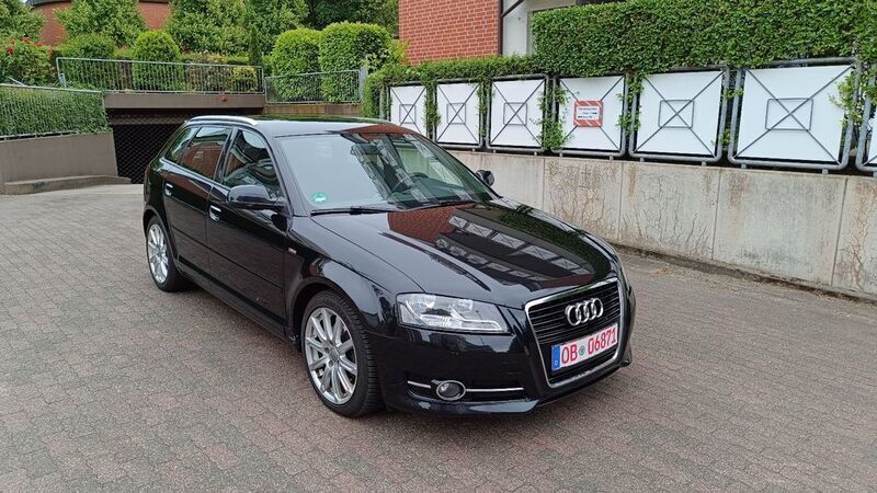Schwarz Gebraucht 2011 Audi A3 Sportback S-Line Limousine | 5.999 € (Guter Preis) - Bild 1/4