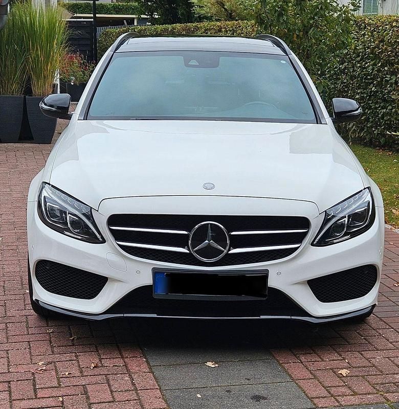 Weiß Gebraucht 2017 Mercedes C400 AMG line Kombi | 22.700 € (Fairer Preis) - Bild 1/4