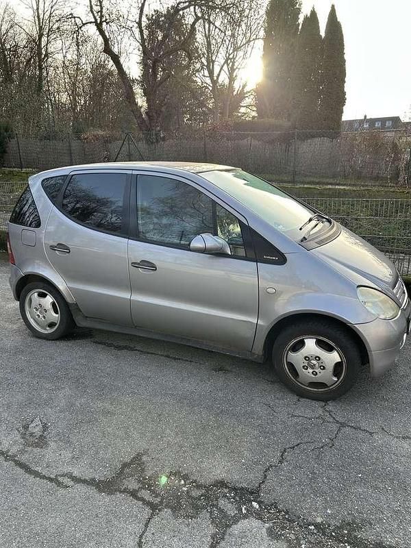 Gebraucht Mercedes A140 Elegance 82 PS (60 kW) 1999 Silber Kleinwagen