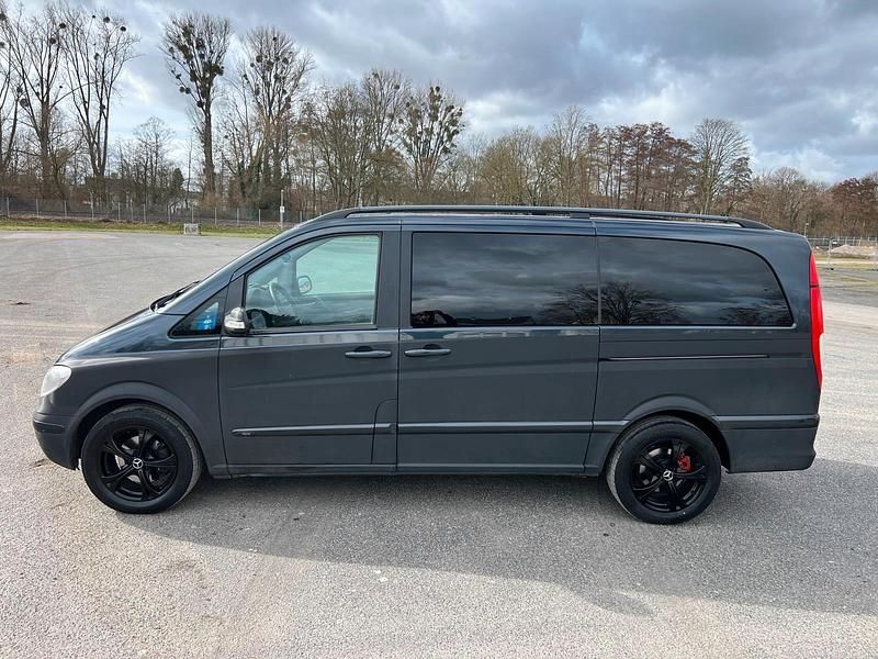 Gebraucht Mercedes Viano 150 PS (110 kW) 2007 Schwarz Van / Kleinbus