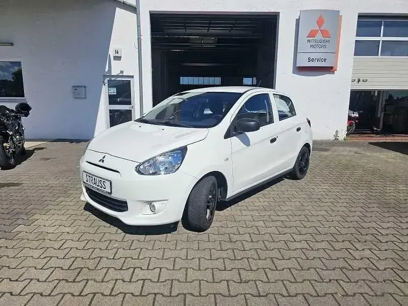 Gebraucht Mitsubishi Space Star Classic Collection 71 PS (52 kW) 2014 Weiß Van / Kleinbus