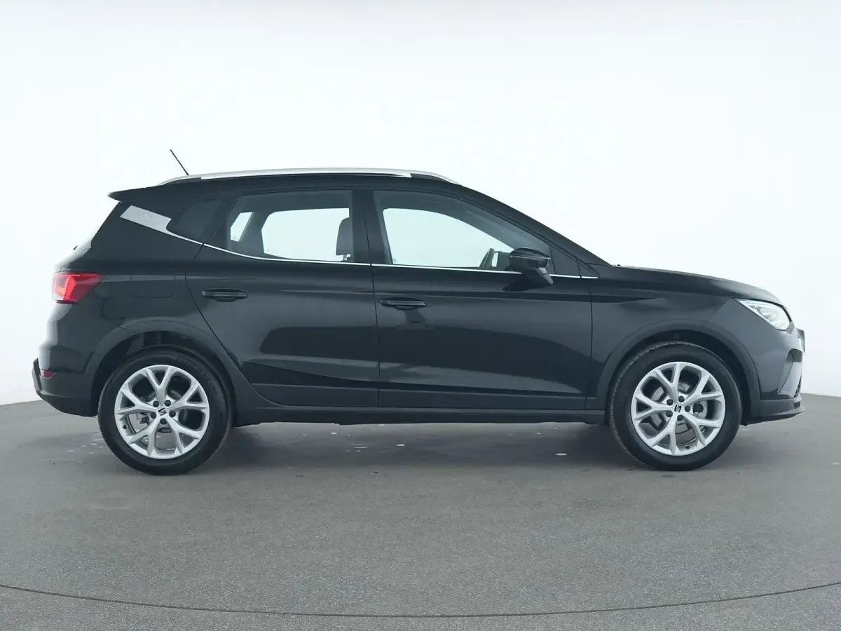 Gebraucht Seat Arona FR 110 PS (80 kW) 2022 Mitternachtsschwarz SUV