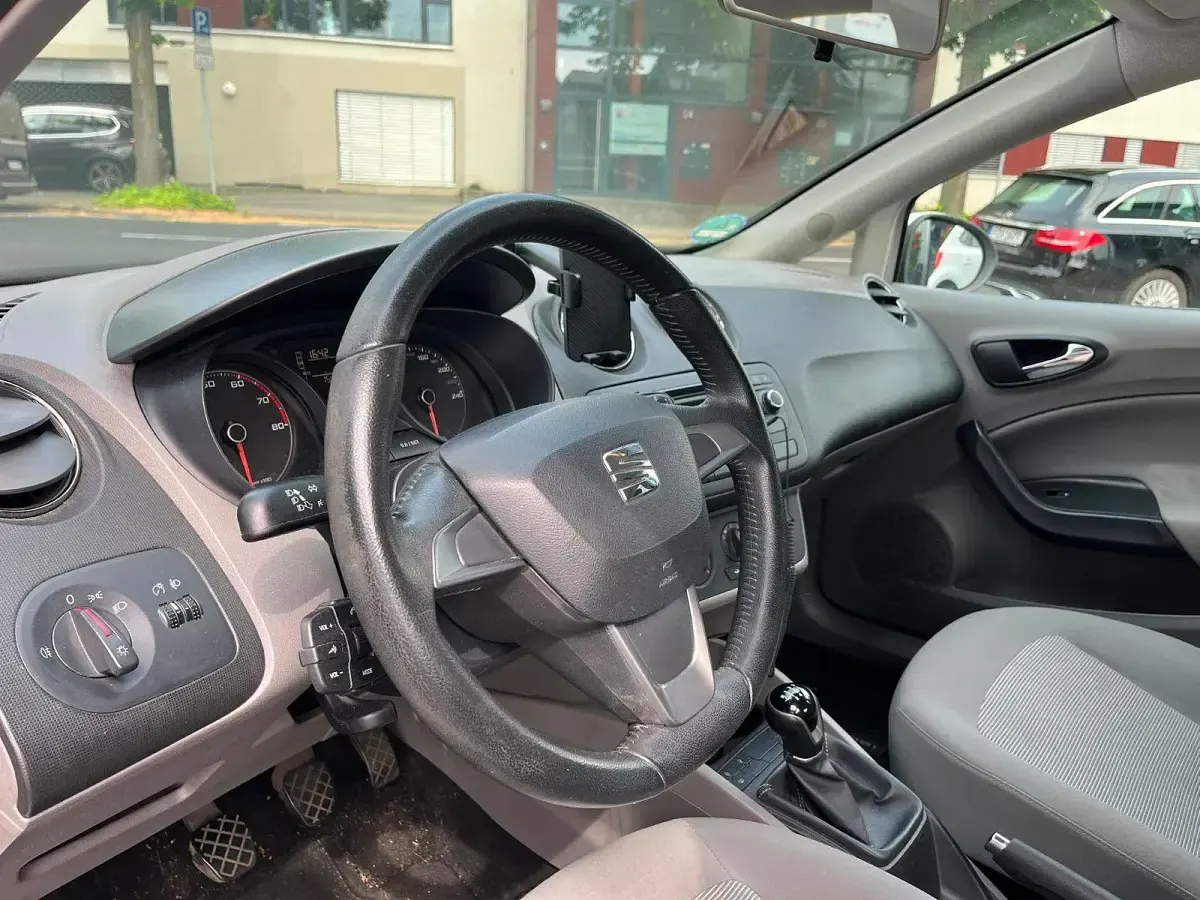Gebraucht Seat Ibiza Stylance 105 PS (77 kW) 2014 Weiß Kleinwagen