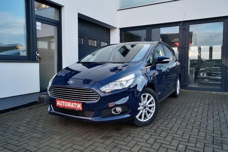 Gebraucht Ford S-MAX Titanium 239 PS (175 kW) 2018 Blau Van / Kleinbus