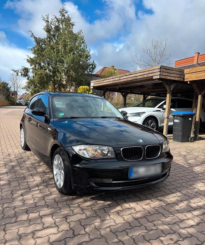 Gebraucht BMW 118 140 PS (102 kW) 2008 Schwarz Kleinwagen