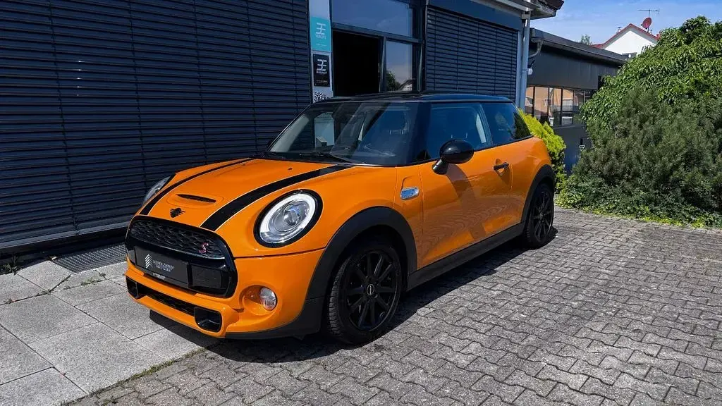 Gebraucht Mini Cooper S 192 PS (141 kW) 2014 Volcanic orange Kleinwagen