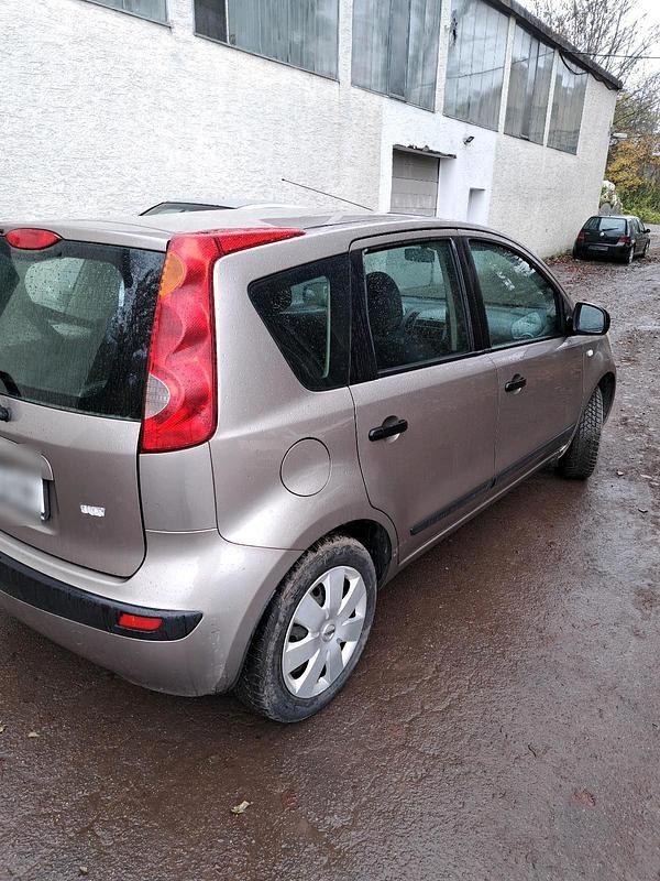 Gold Gebraucht 2007 Nissan Note Limousine | 2.350 € - Bild 1/4