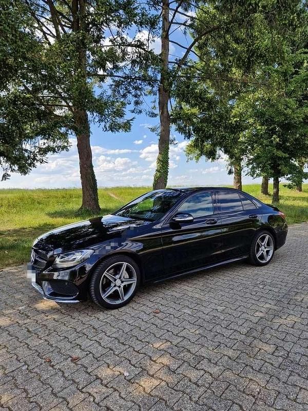 Schwarz Gebraucht 2014 Mercedes C200 AMG line Limousine | 15.000 € (Etwas zu teuer) - Bild 1/4