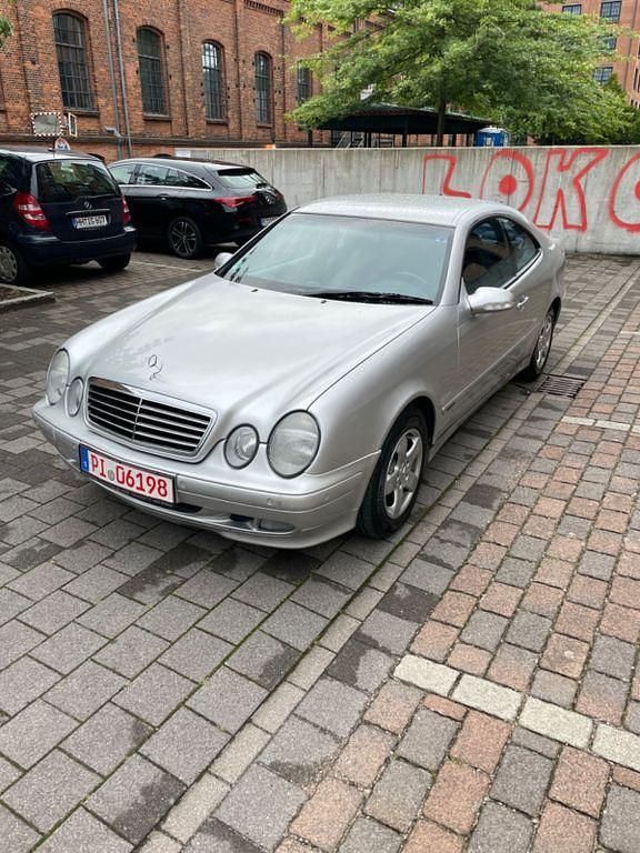 Silber Gebraucht 1999 Mercedes CLK230 Avantgarde Coupé | 2.350 € (Fairer Preis) - Bild 1/4