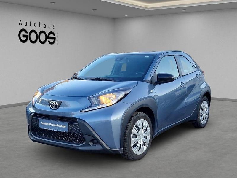 Gebraucht Toyota Aygo X Business Edition 72 PS (52 kW) 2024 Grau SUV