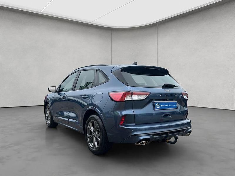 Gebraucht Ford Kuga ST-Line 151 PS (111 kW) 2024 Blau SUV